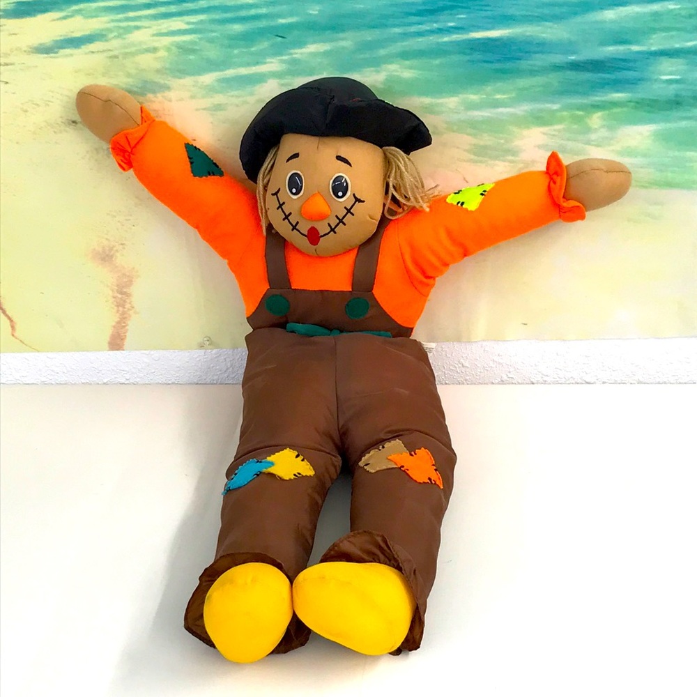 Hoffa Intl. Corp Fall Scarecrow 30” tall